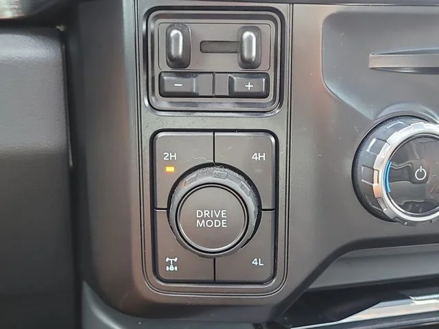 Used 2026 Black Ford Lariat image 28