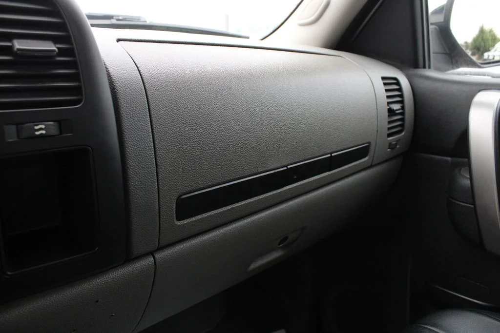 Used 2012 White Chevrolet LS image 14