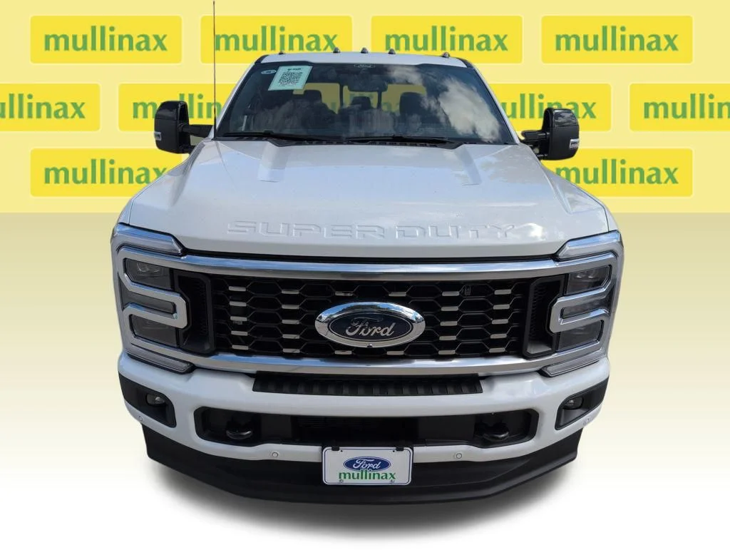 2026 Ford F-350 Super Duty Platinum - Photo 14