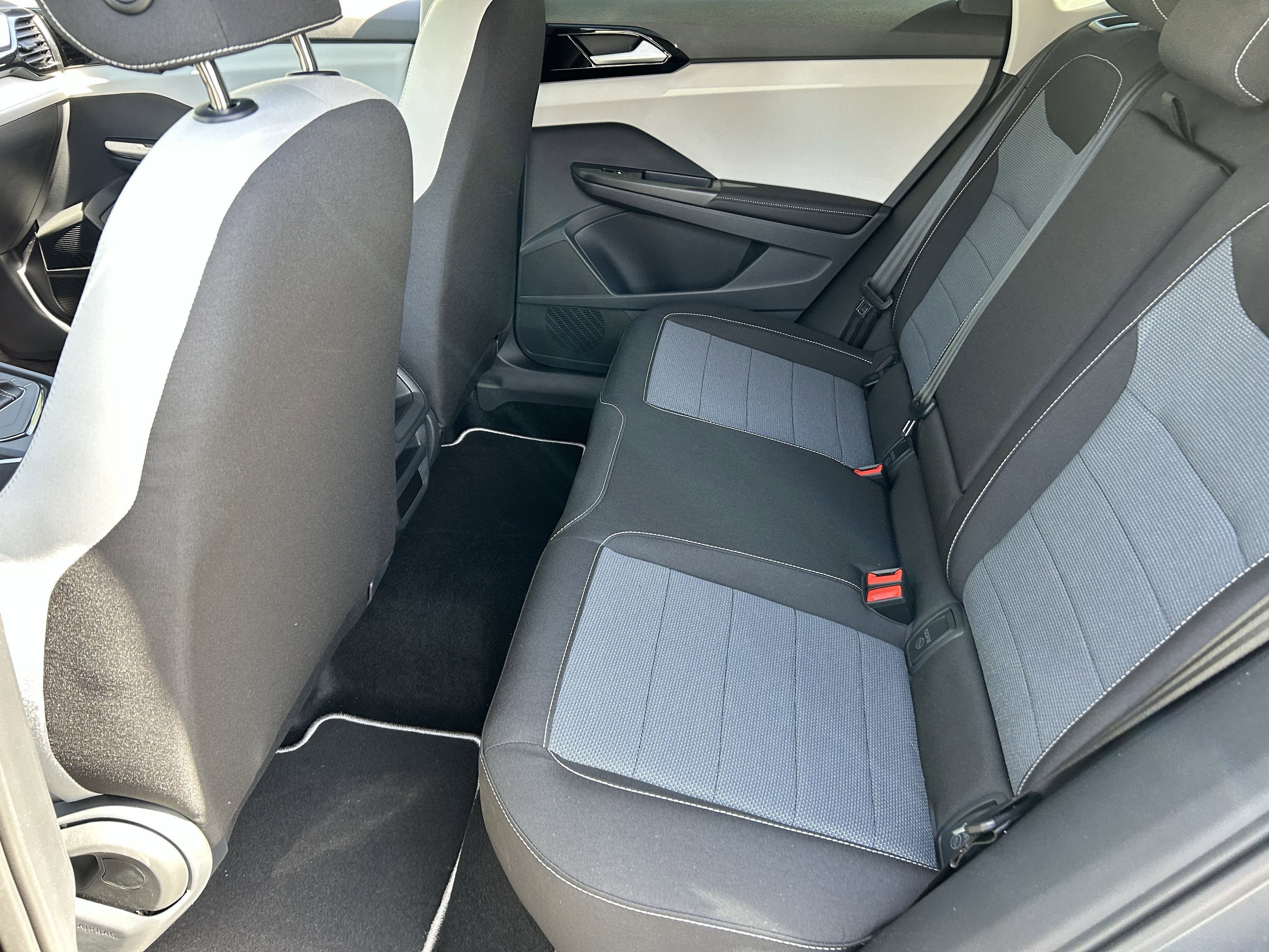 New 2026 Platinum Gray Metallic Volkswagen S image 13
