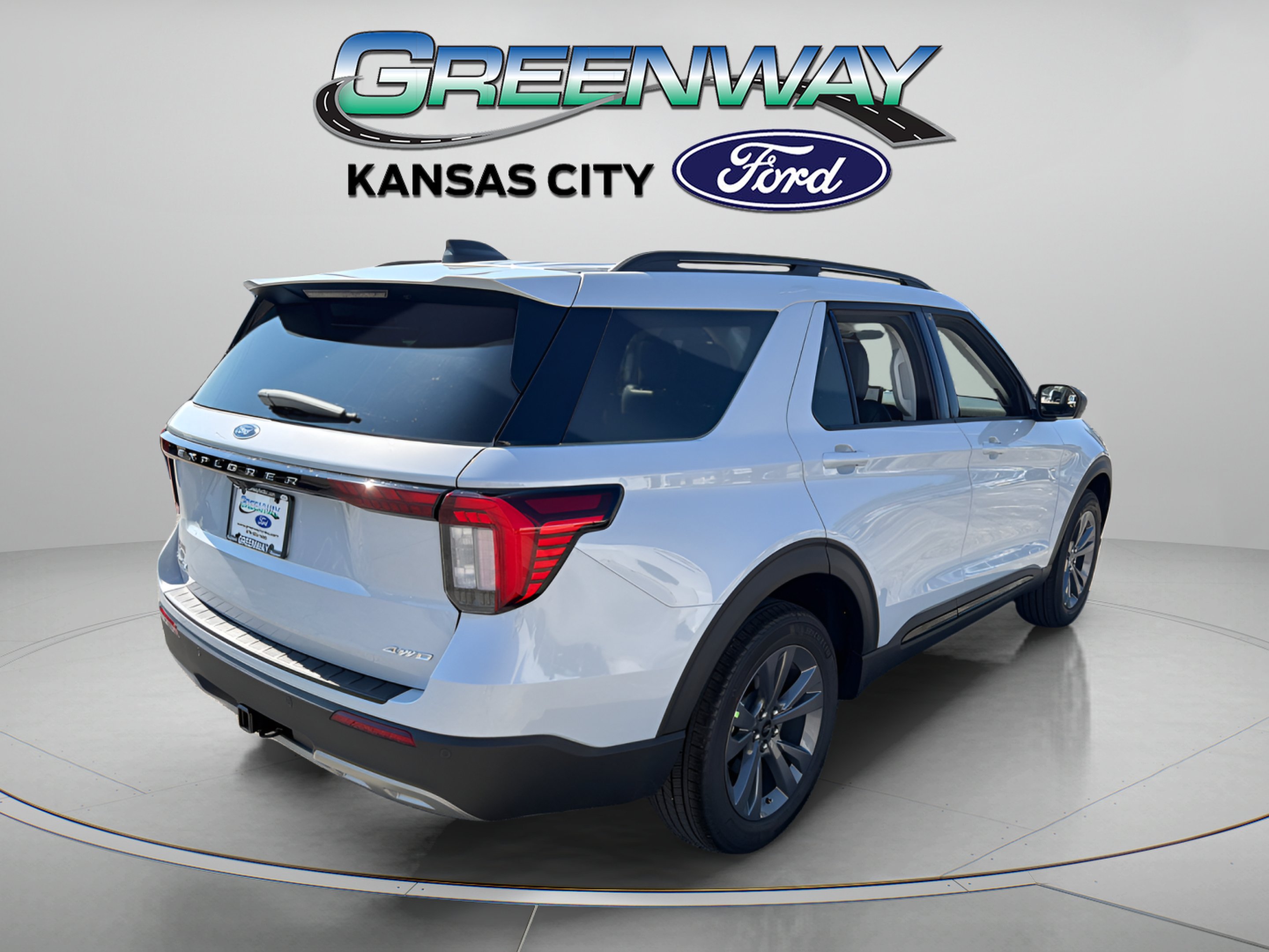 New 2026 Space White Metallic Ford Active image 8