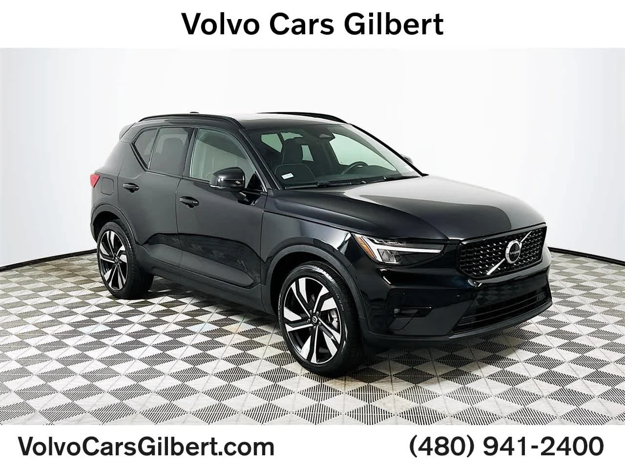 2023 Volvo XC40 B5 Plus Dark AWD's photo