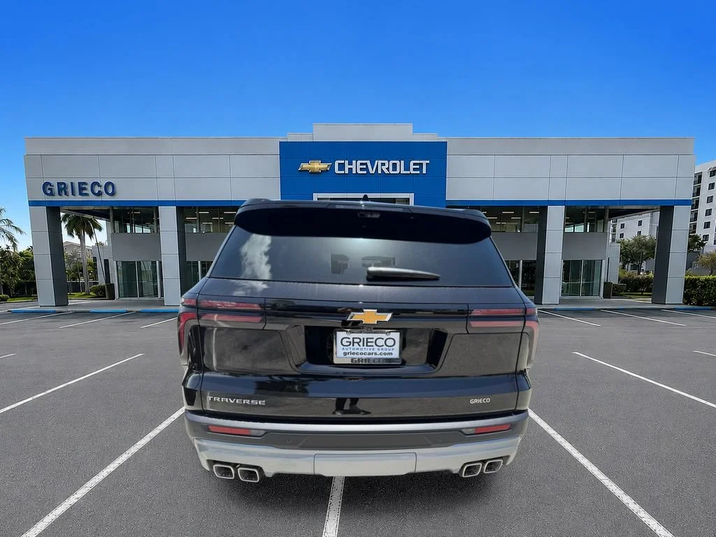 New 2026 Mosaic Black Metallic Chevrolet LT image 5