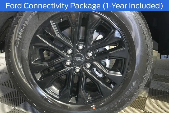 New 2026 Gray Ford Lariat image 10
