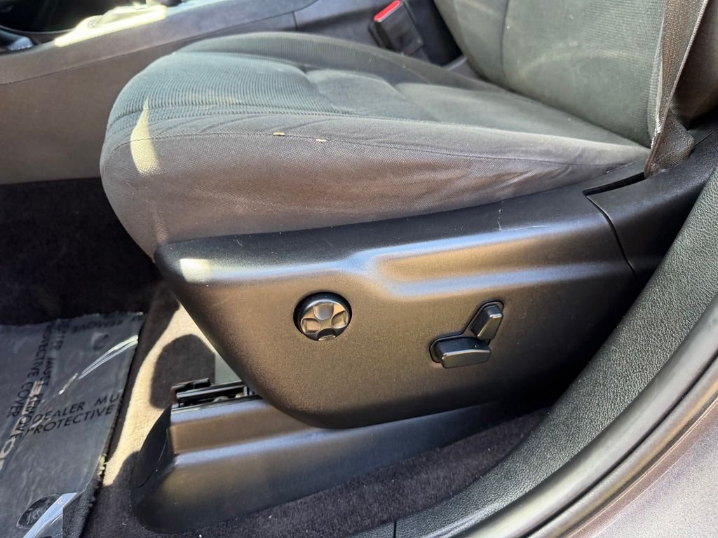 Used 2017 Granite Clearcoat Metallic Dodge SXT image 13