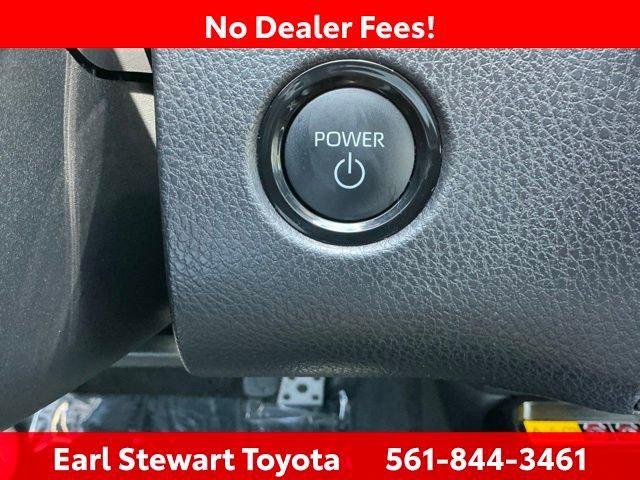 Certified Used 2025 PRECIOUS METAL Toyota  image 33