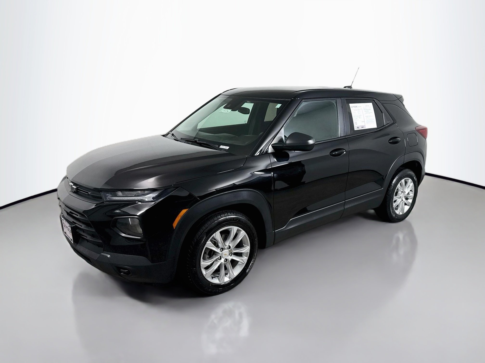 Used 2023 Black Chevrolet LS image 3