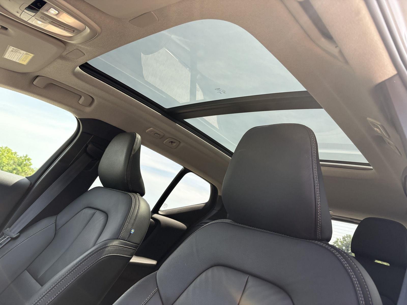 Used 2023 Thunder Grey Metallic Volvo Plus Dark Theme image 3