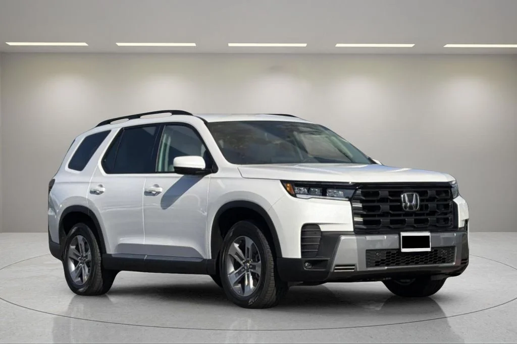 2026 Honda Pilot EX-L 2WD's photo