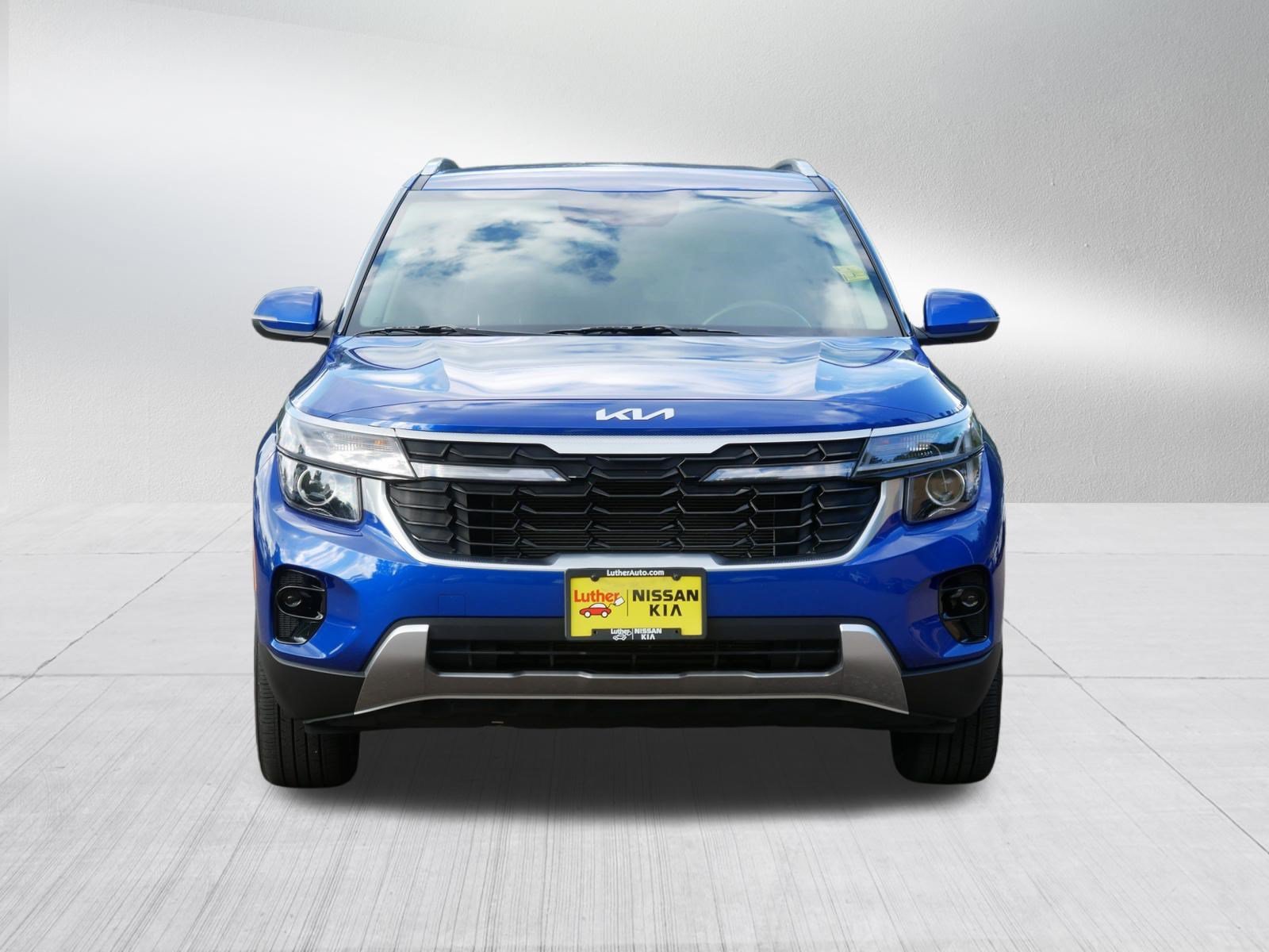 Used 2024 Neptune Blue Kia S image 2