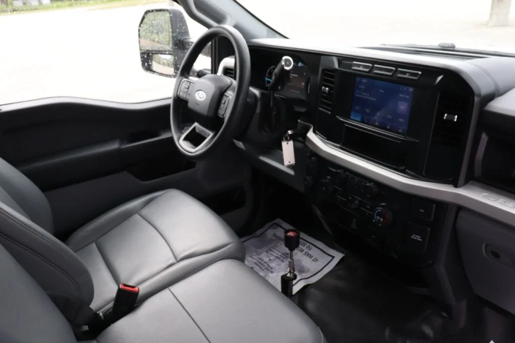 Used 2024 White Ford XL image 12