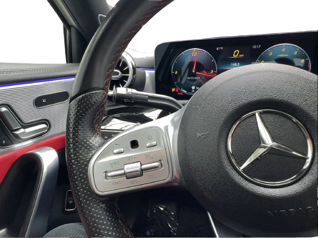 Used 2021 White Mercedes-Benz A 220 image 37