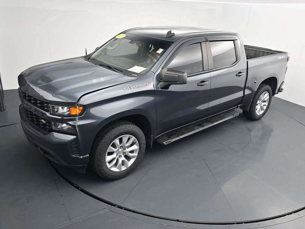 Used 2021 Gray Chevrolet Custom image 24