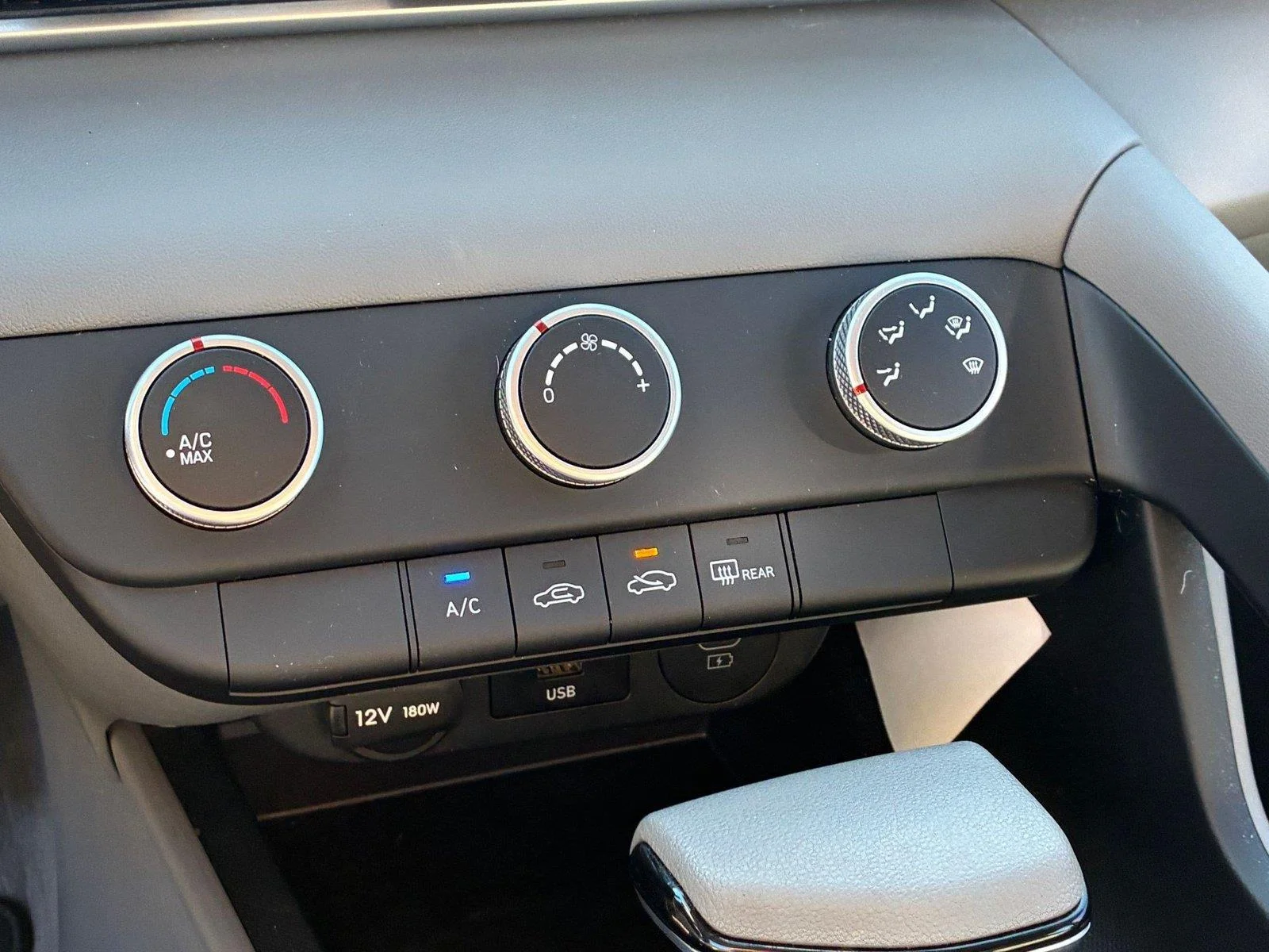 Used 2024 Ecotronic Gray Hyundai SE image 19