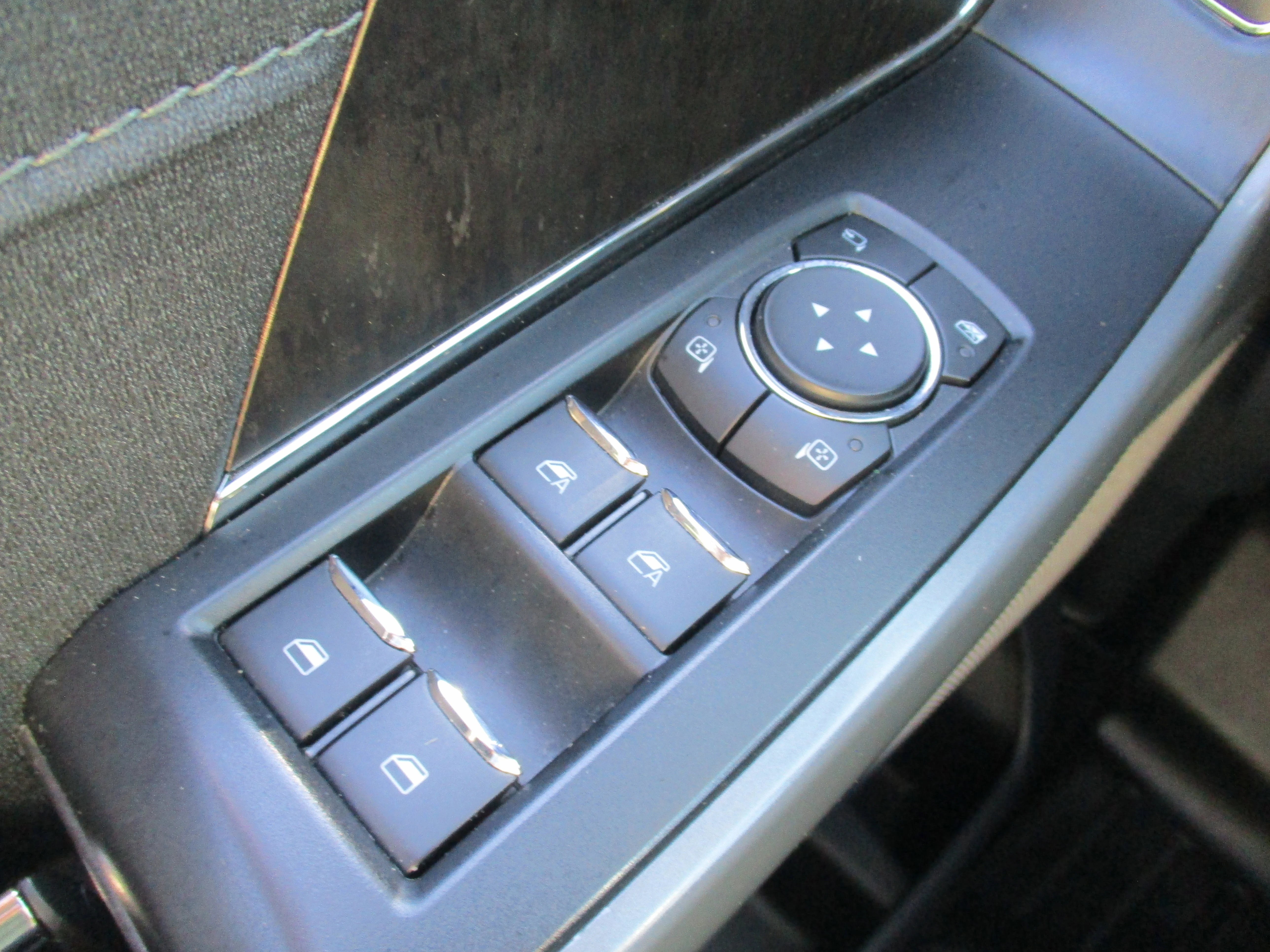 Used 2023 Azure Gray Metallic Tri-Coat Ford LARIAT image 29