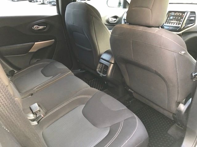 2017 Jeep Cherokee Latitude - Photo 14