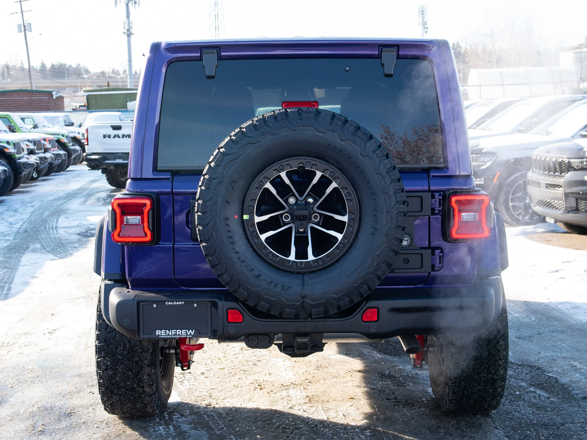New 2026 reign Jeep Rubicon X* 4 Door 4x4, 35 Inch Tires, Steel Bumpers, Nappa Leather image 4