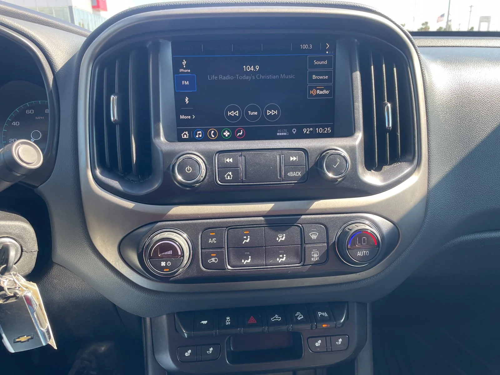 Used 2021 Gray Chevrolet Z71 image 14
