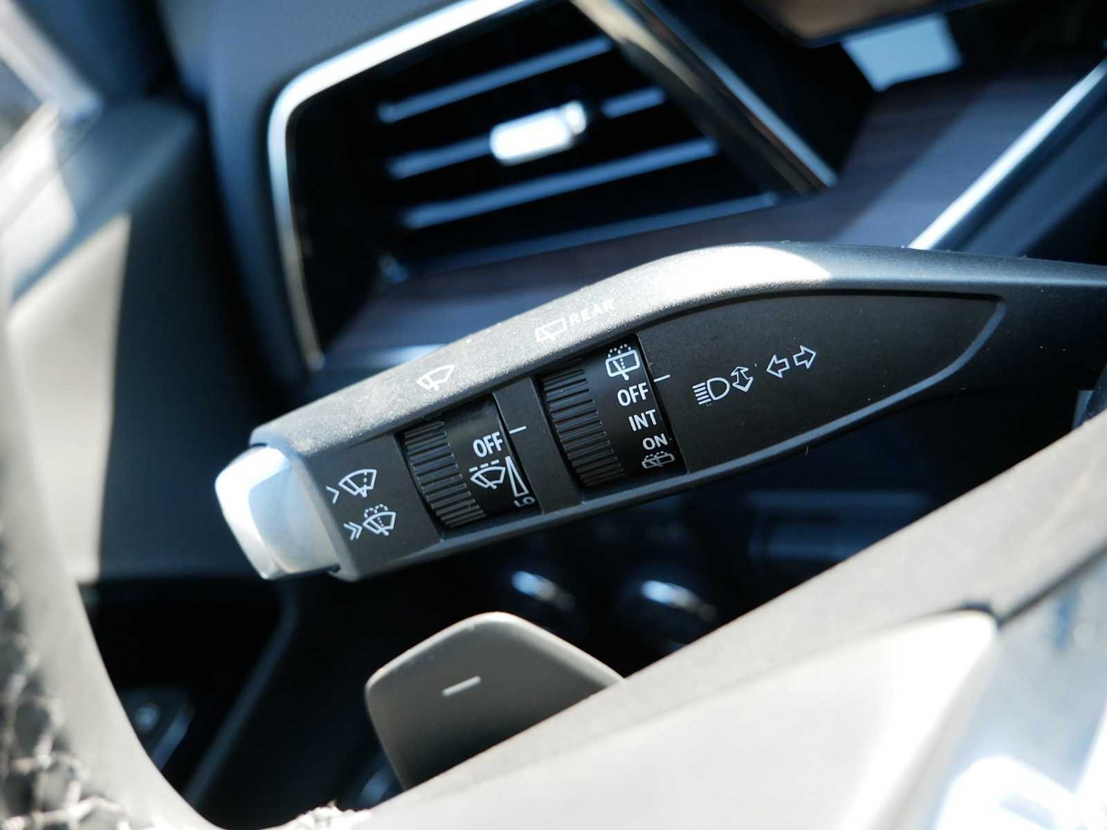 2026 Chevrolet Suburban Premier - Photo 26