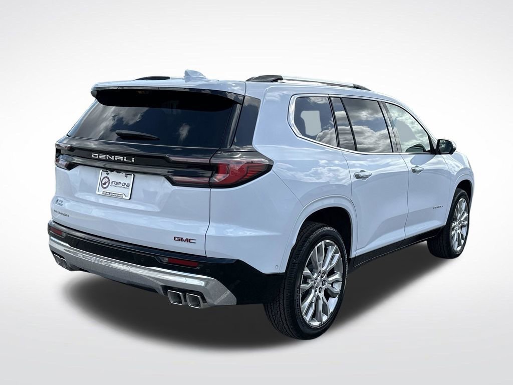 2026 GMC Acadia Denali - Photo 7