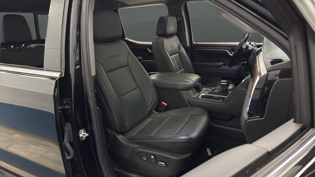 Used 2024 Onyx Black GMC Denali image 24