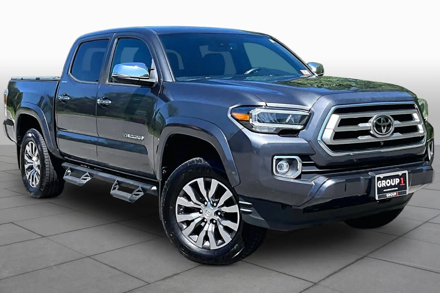 Used 2020 Magnetic Gray Metallic Toyota Limited image 3