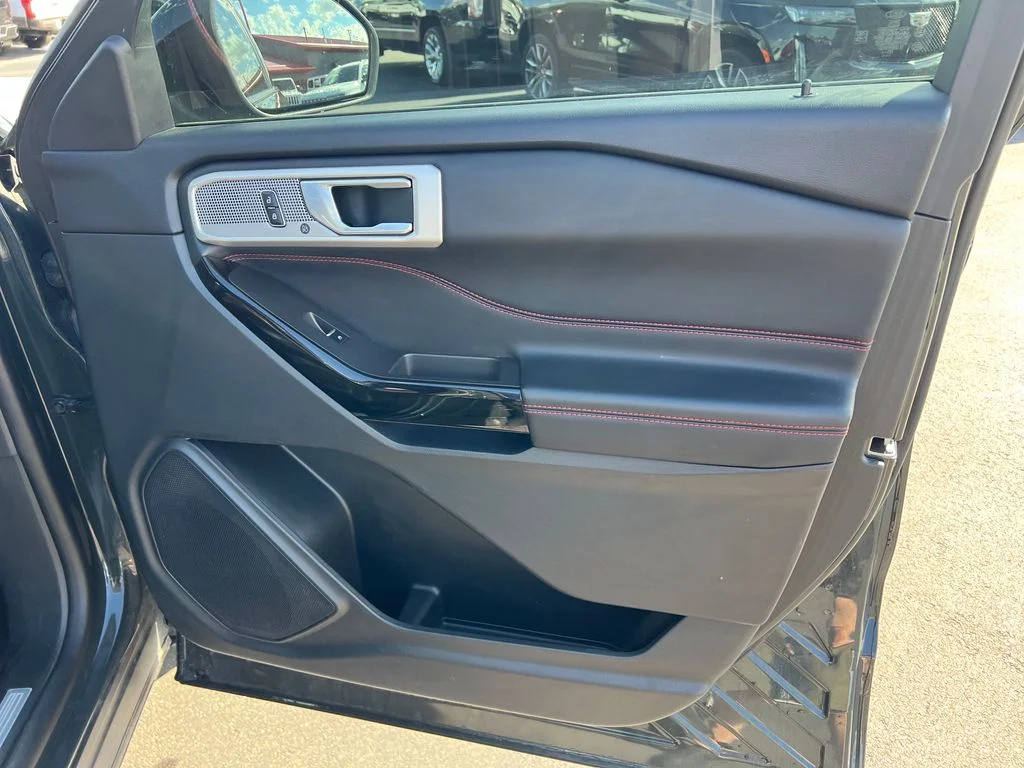 2023 Ford Explorer ST-LINE - Photo 39