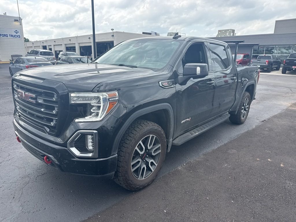 2022 GMC Sierra 4WD Crew Cab Short Box AT4's photo