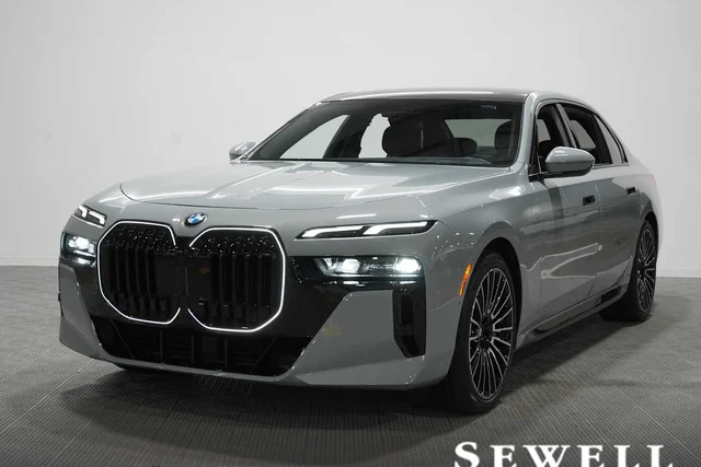 New 2026 BMW 7 Series 740i