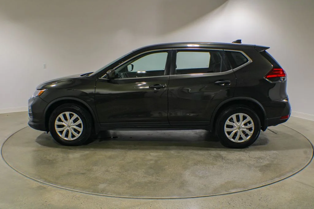 Used 2017 Midnight Nissan S image 2