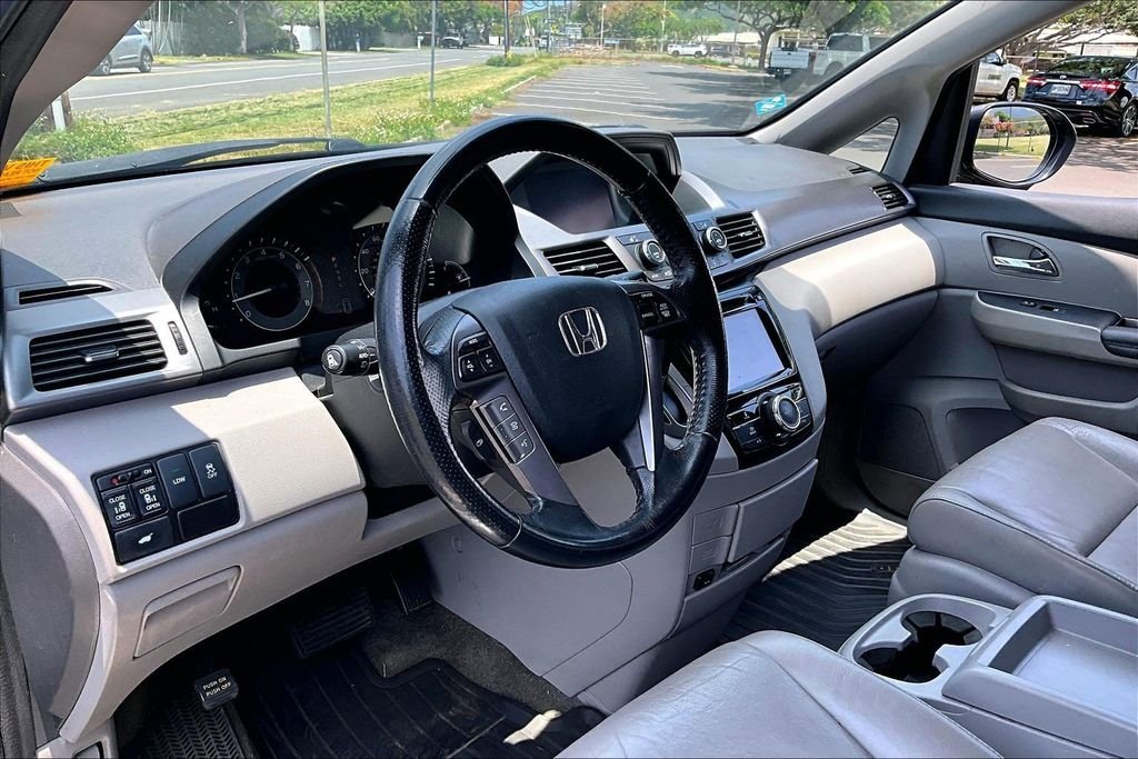 Used 2015 Gray Honda EX-L image 13