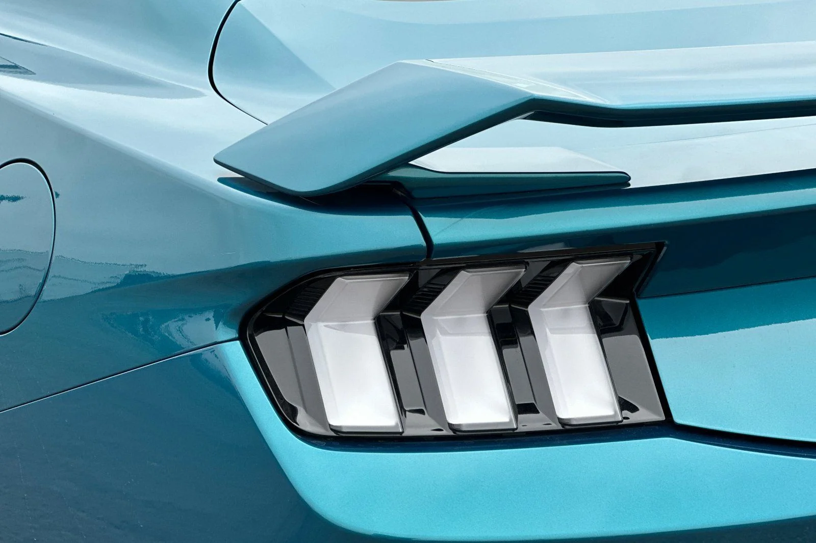 New 2026 Adriatic Blue Metallic Ford GT Premium Fastback image 21