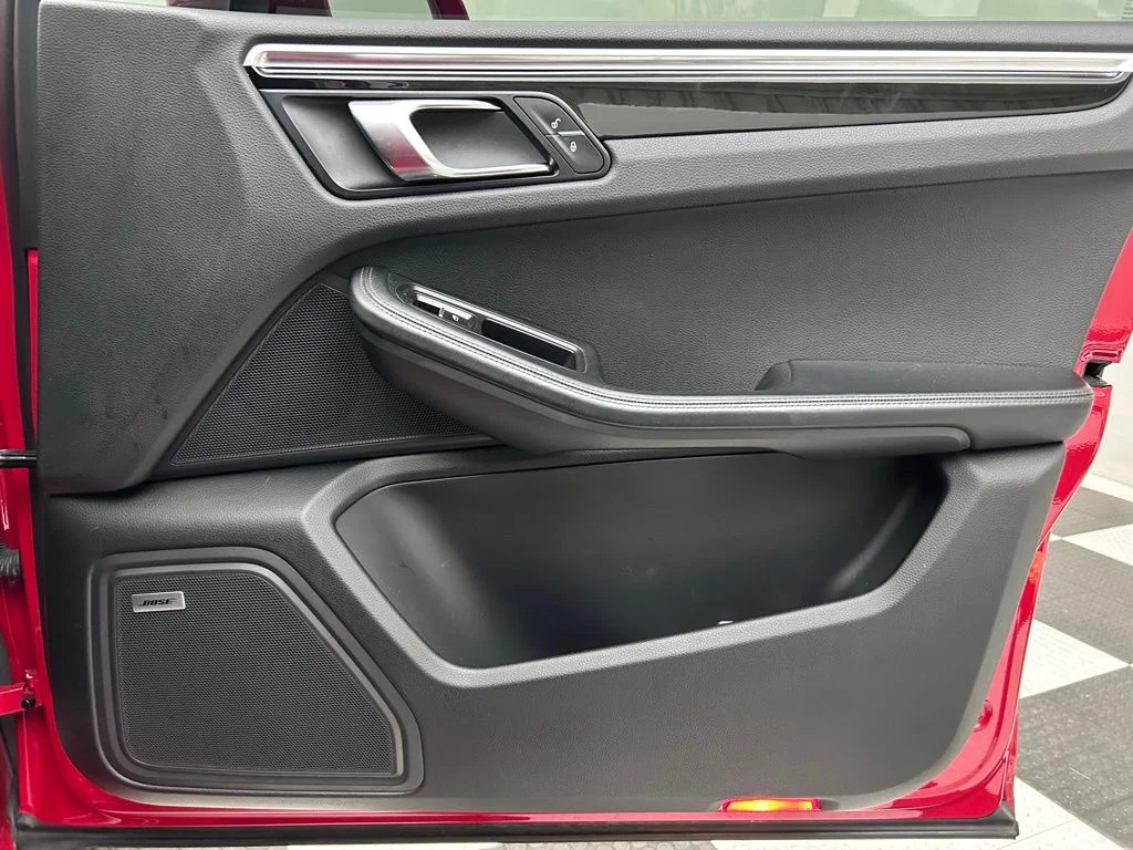Used 2018 Red Porsche GTS image 16