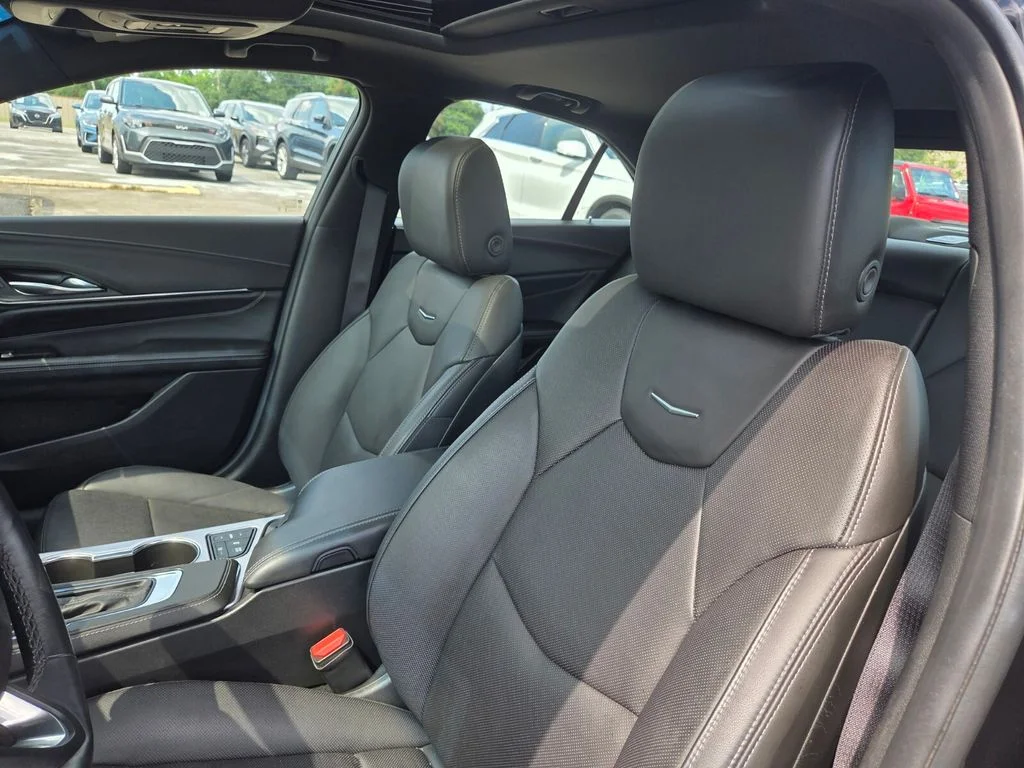 Used 2025 Black Cadillac Premium Luxury image 11