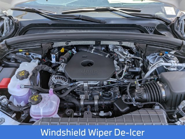 New 2026 Bright White Clear-Coat Exterior Paint Jeep Summit image 14