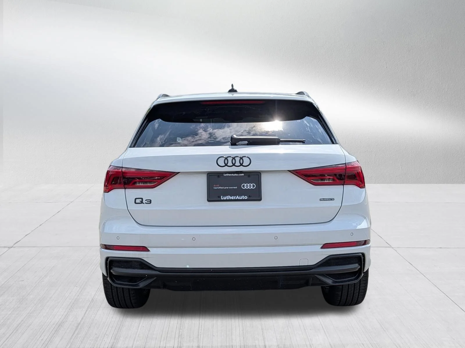 Used 2022 Glacier White Metallic Audi S line Premium Plus image 6