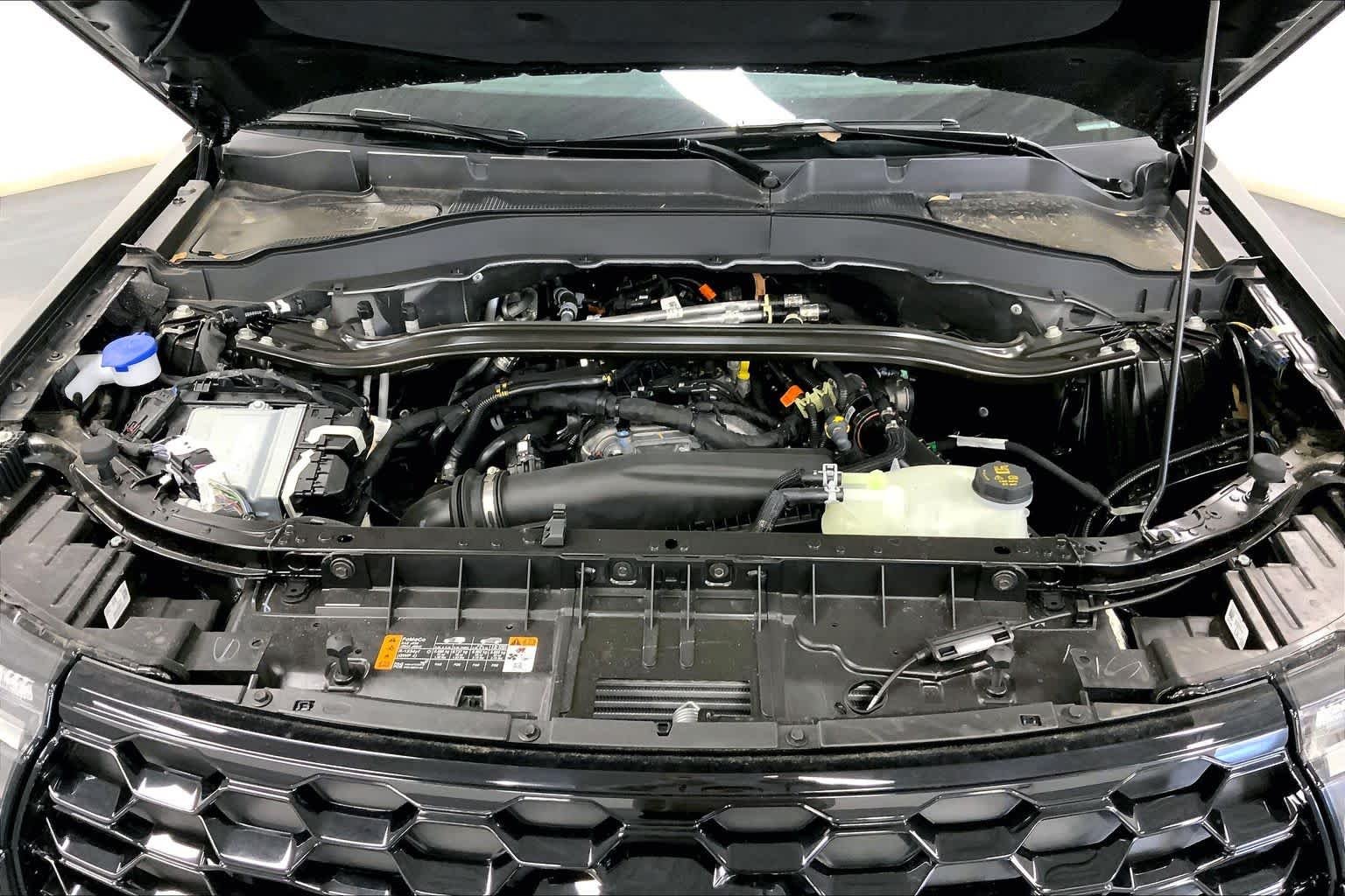 New 2026 Agate Black Metallic Ford ST-Line image 15