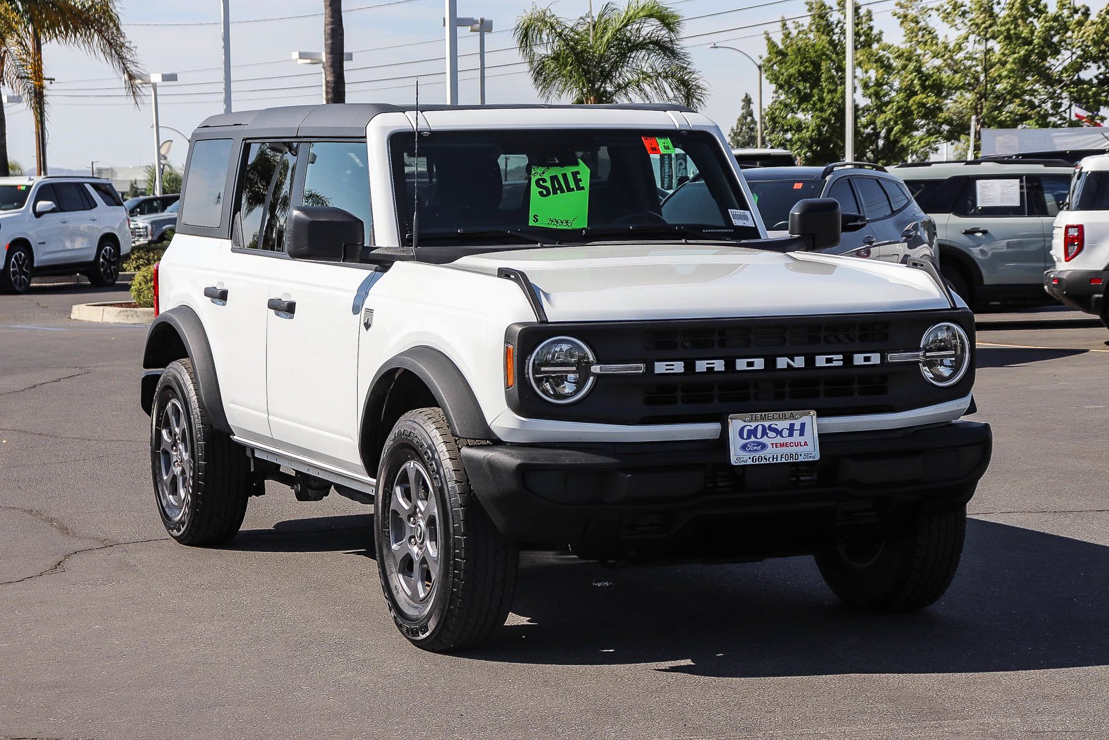 Certified Used 2025 Oxford White Ford Big Bend image 3