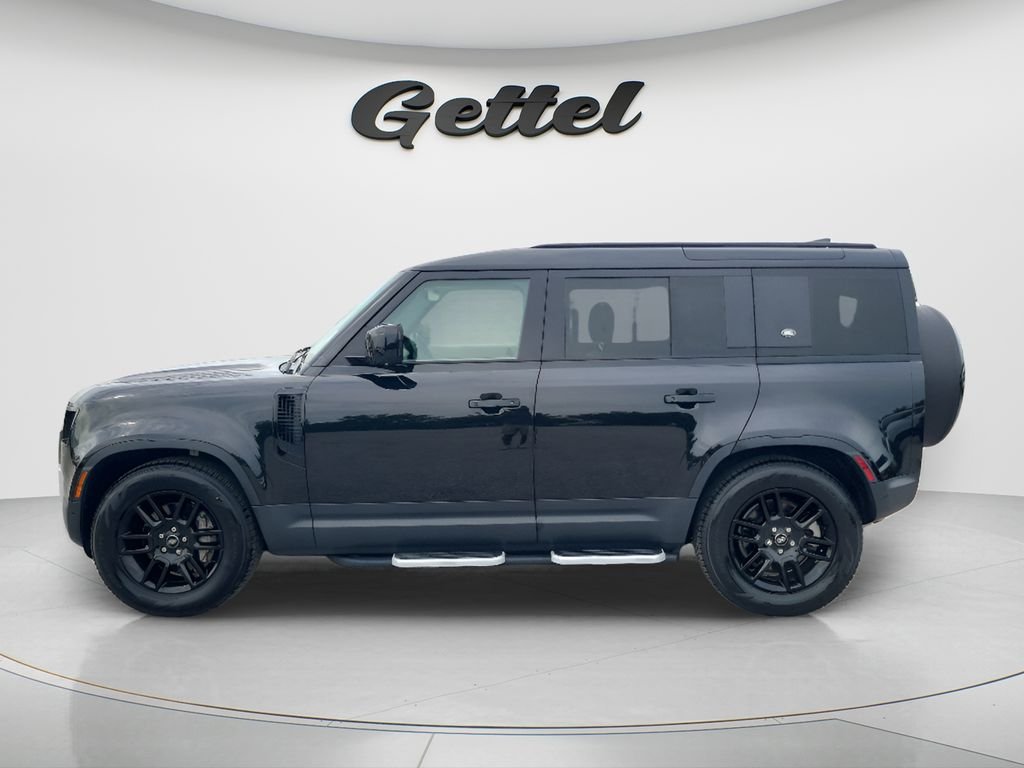 Used 2024 Black Land Rover S image 8