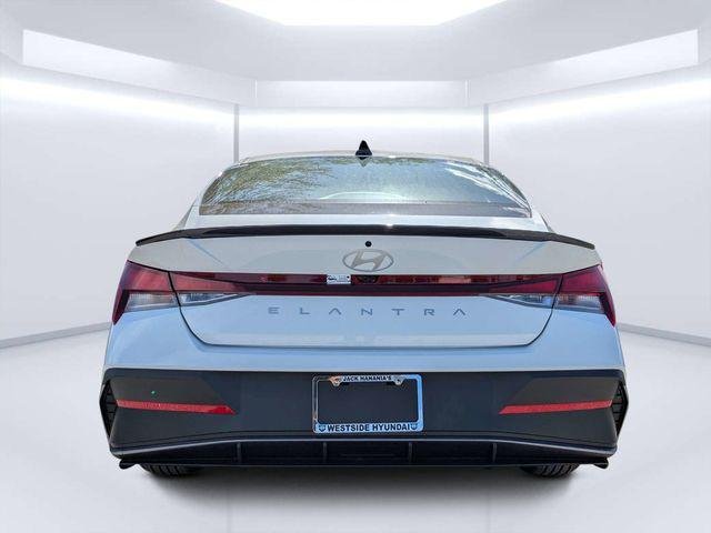 New 2026 White Hyundai SEL Sport image 4