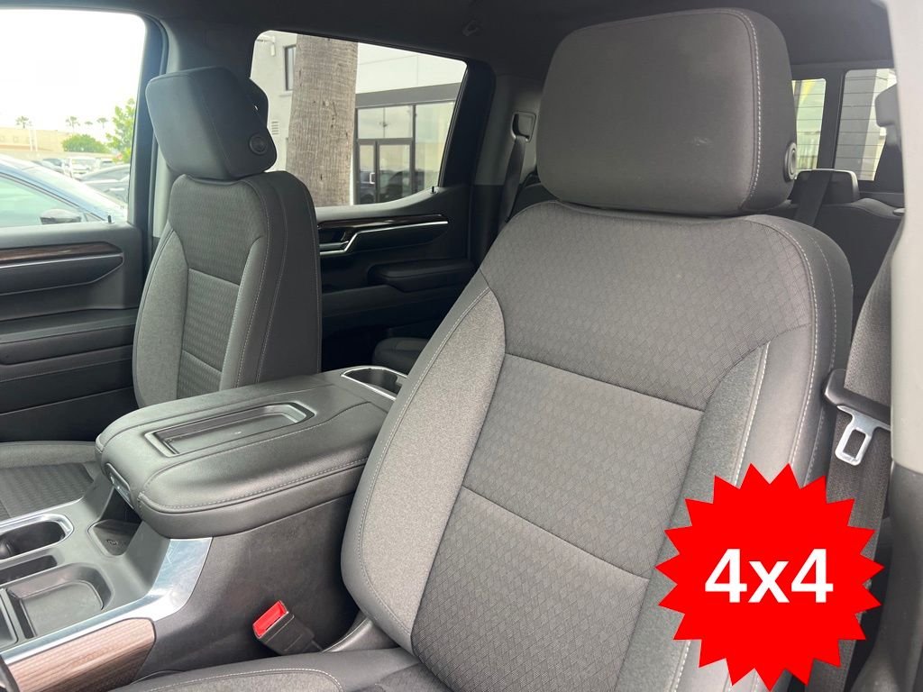 Used 2022 Red Chevrolet RST image 28