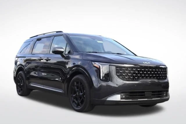 Used 2025 Kia Carnival SX Prestige