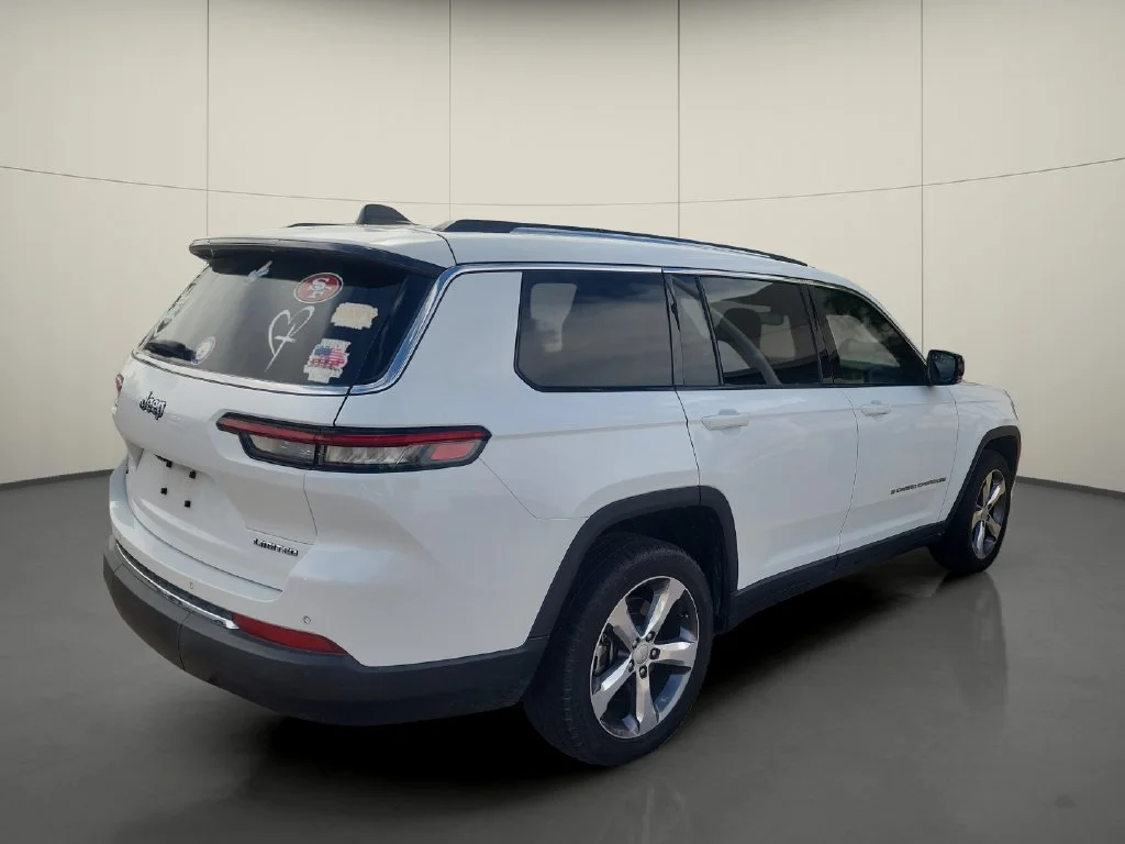 Used 2021 White Jeep Limited image 7