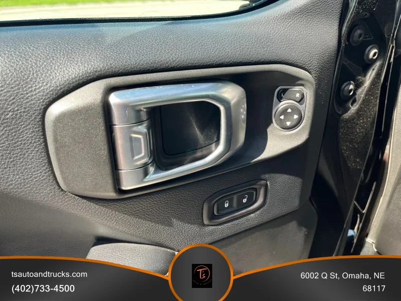 Used 2018 Black Jeep All New Rubicon Sport Utility 4D image 20