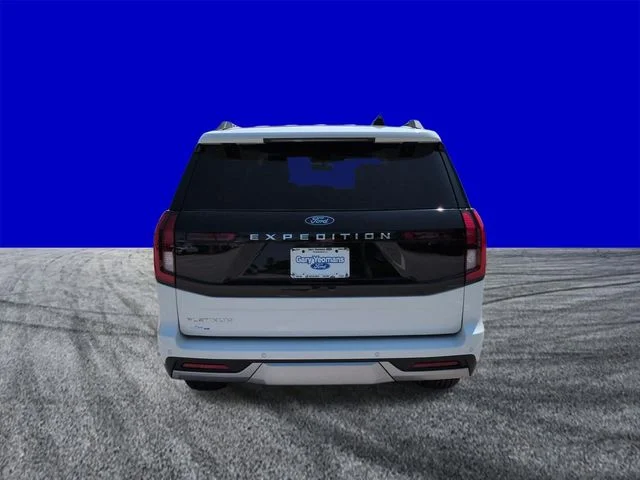New 2026 Star White Metallic Tri-Coat Ford Platinum® image 5