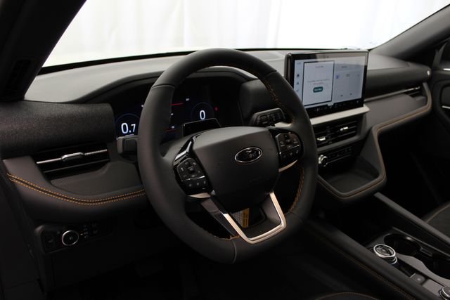 New 2026 Star White Metallic Tri-Coat Ford Tremor® image 15