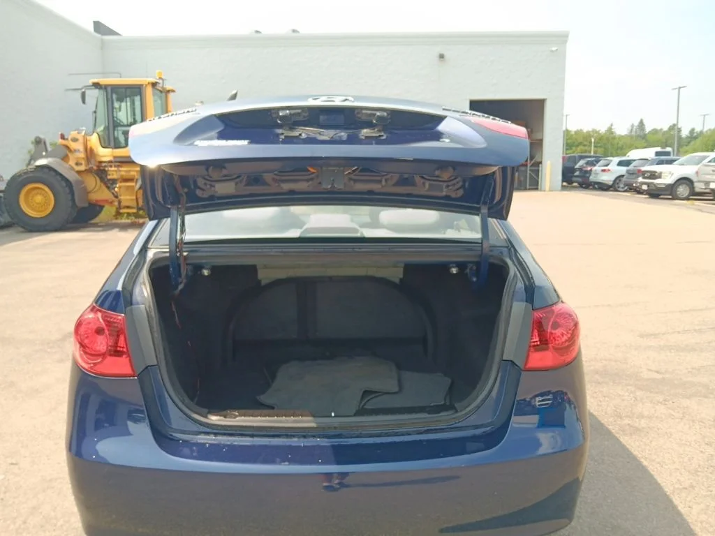 Used 2010 Regatta Blue Pearl Hyundai SE image 26
