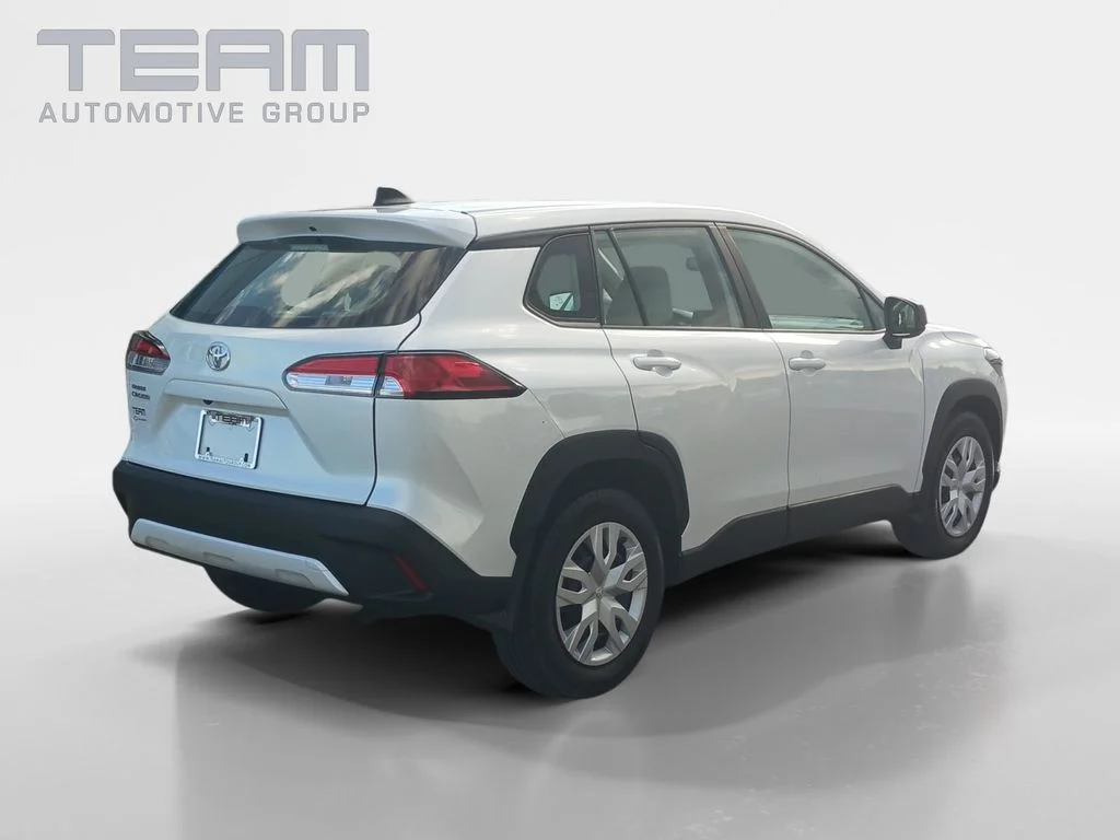 Used 2022 Beige Toyota L image 7