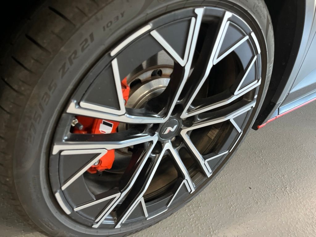 Used 2025 Gray Hyundai Base image 14