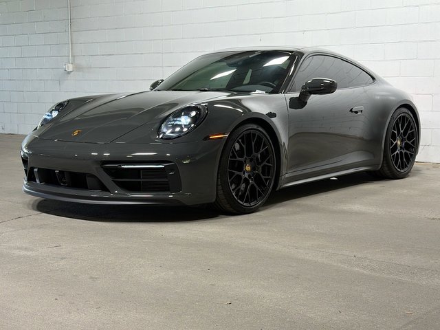 2022 Porsche 911 Carrera GTS